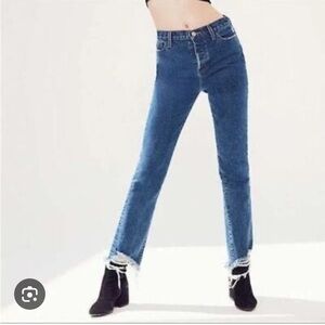 BDG Highrise Straight Narrow Blue Jeans With A Raw Hem